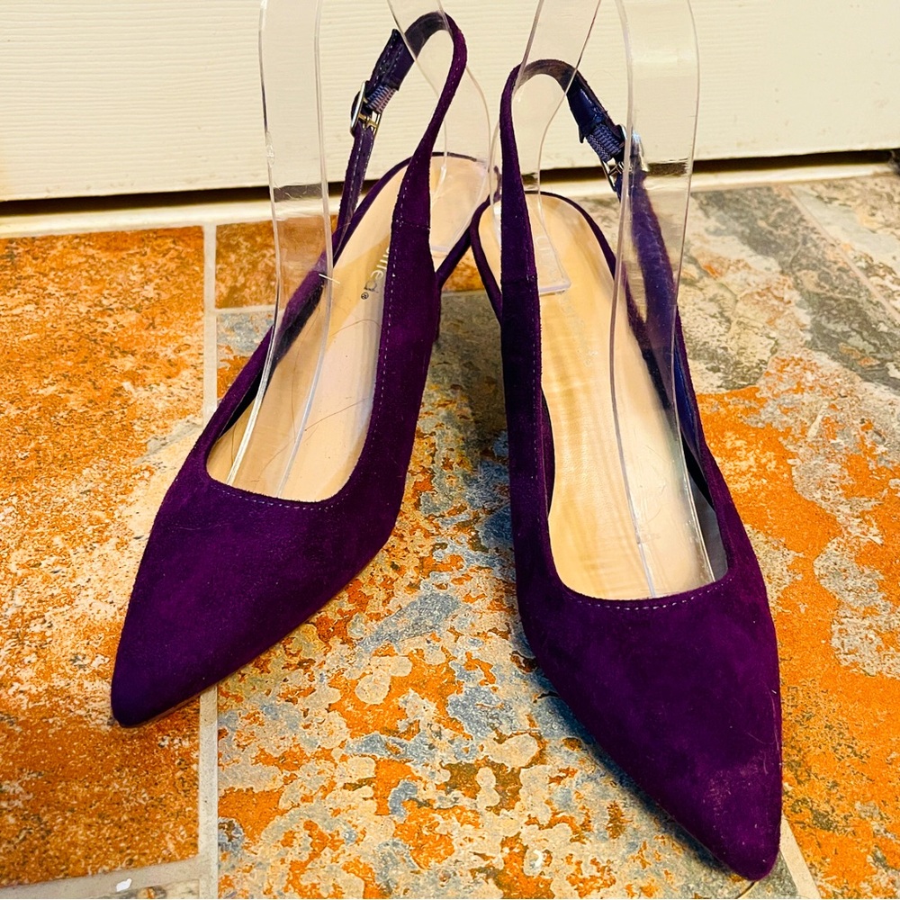 👠NWOB! Elegant City Classified Deep Purple Slingback Kitten Heels!
